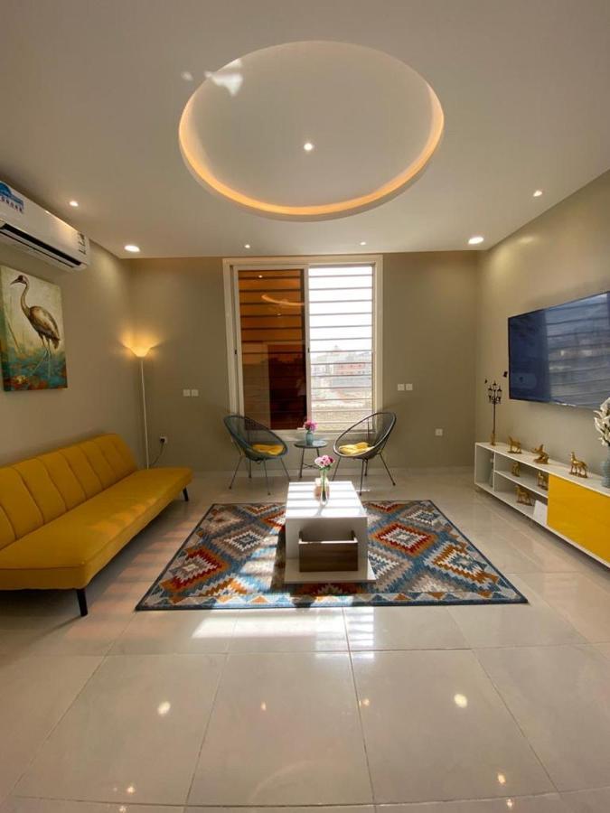 Apartment A - 369 مقابل الراشد مول *